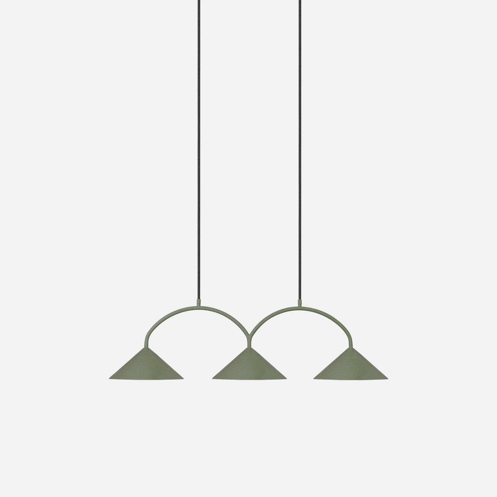 Pakabinamas šviestuvas – Curve 3 Moss Green – Tekstilė & Metalas